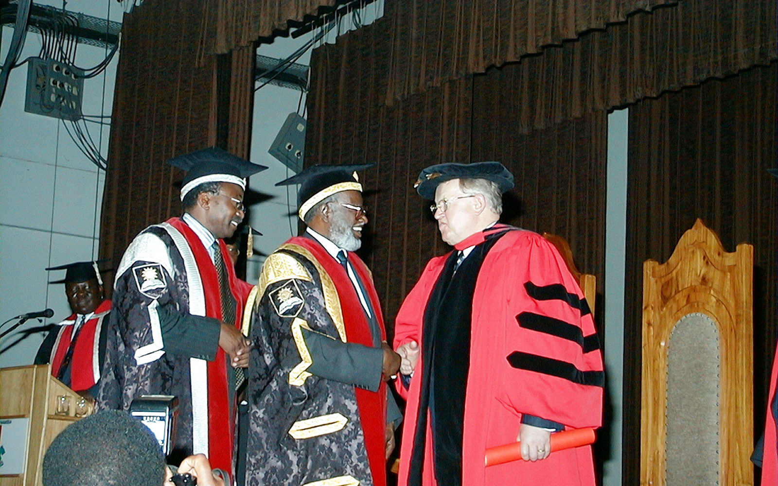Ahtisaari-Hon Doctorate(DLitt)(22March2000)-2
